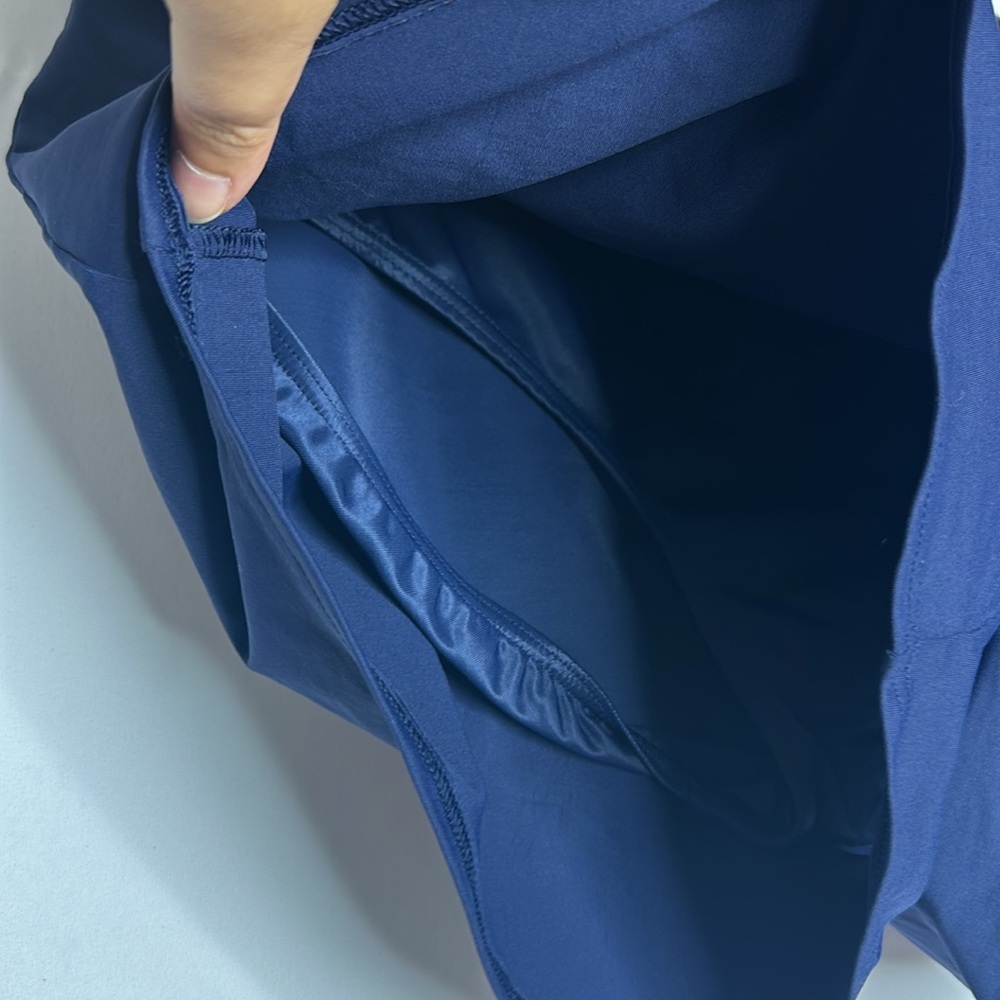 LAND'S END | Smoothing Swim Shorts Navy Women's Size 16P - Picture 2 of 4